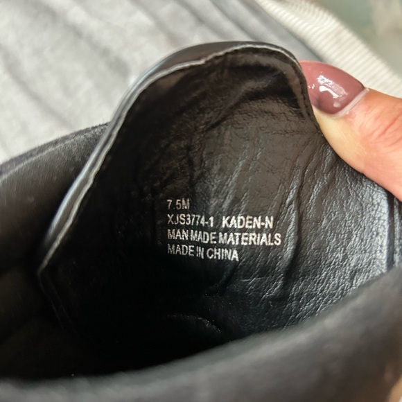 Platform Laceup heeled boots - Picture 5 of 5